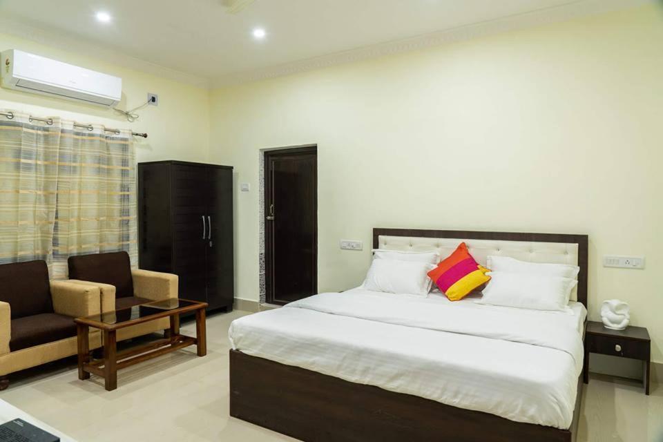 Casa Residency Hotel Bhubaneswar Eksteriør billede